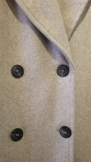 Abrigo ZARA Talla L Beige (Etiqueta Negra)