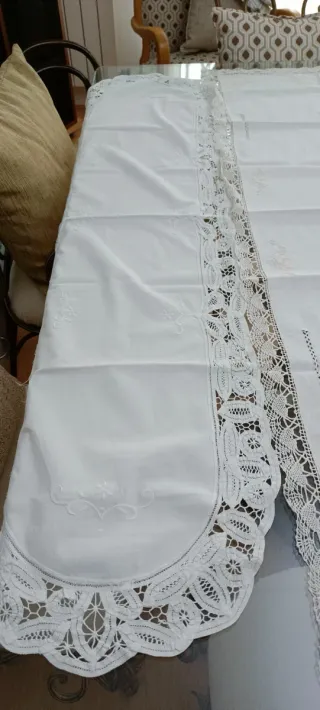 Lote 3 caminos de mesa encaje blanco