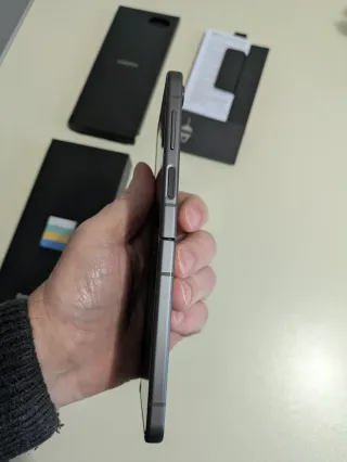 Samsung Galaxy Z Flip 5