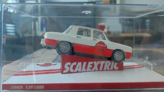 Coche Scalextric SCX 2009