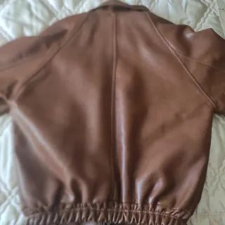 Cazadora de cuero marrón hombre