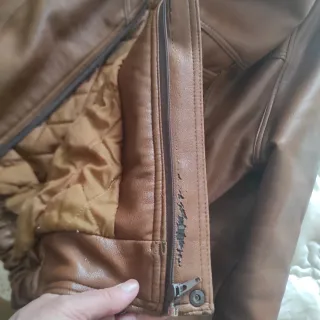 Cazadora de cuero marrón hombre