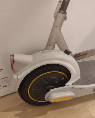 Patinete Eléctrico Ninebot KickScooter MAX