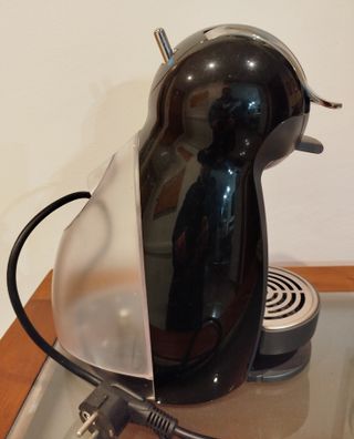 Cafetera Dolce Gusto Piccolo Krups Negra