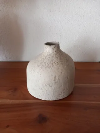 Vaso in ceramica grigio H&M