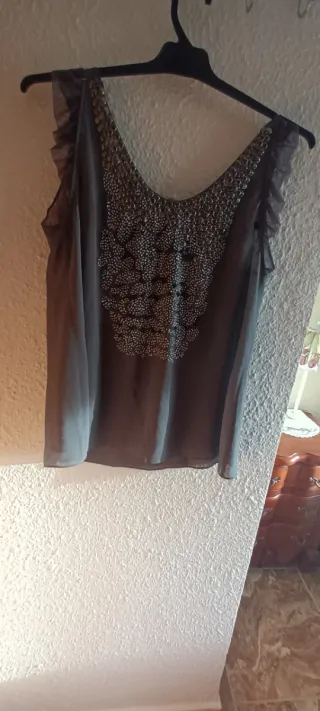 Top fiesta gris plateado