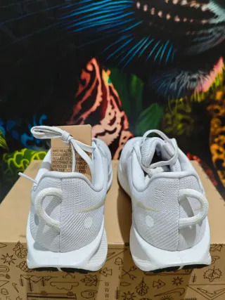 Nike Pegasus Trail 5 Beige/Blanco