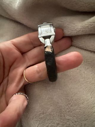 Reloj Gucci 6800L Plata y Negro