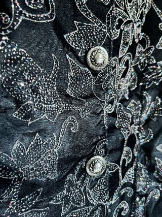 Chaqueta fiesta terciopelo y brillantes