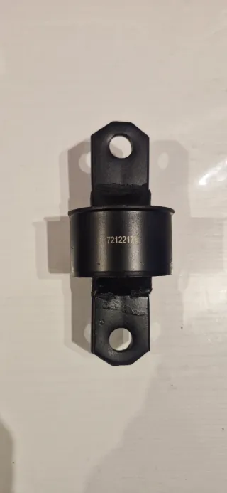 Brazo buje suspensión trasera Ford Focus MK2