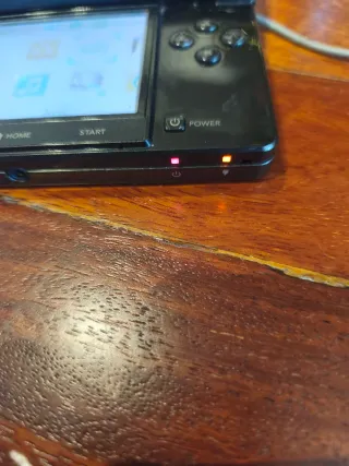 Nintendo 3DS Nera + 7 Giochi + Custodia + Caricatore