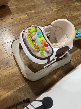 Andador bebé casi sin uso