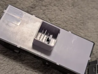 Mandos elevalunas y retrovisores