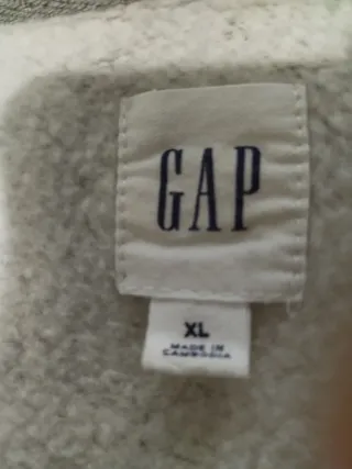 Sudadera Gap Gris con Logo