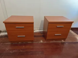 Juego cabecero y 2 mesitas de noche
