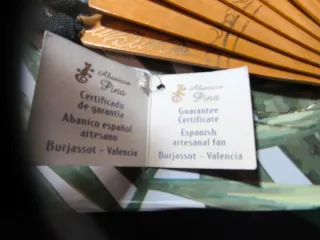 Abanico de encaje pintado a mano