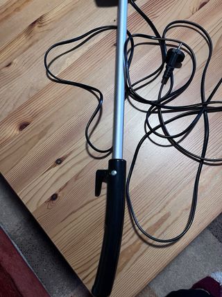 Aspiradora de mano con accesorios