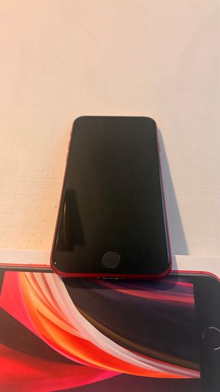 iPhone SE 2020 (2da gen) Rojo 128GB