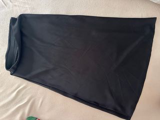 Saia preta cetim SHEIN