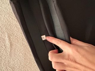 Saia preta cetim SHEIN