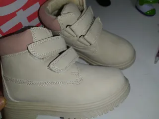 Botas niña talla 27 nuevas