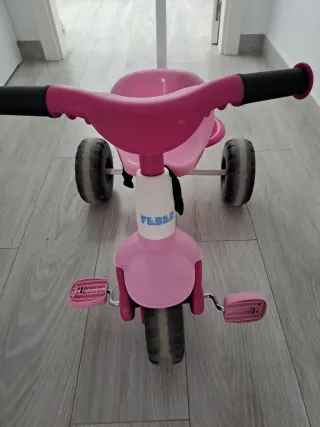 Triciclo rosa para bebés +1 año