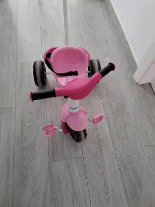 Triciclo rosa para bebés +1 año