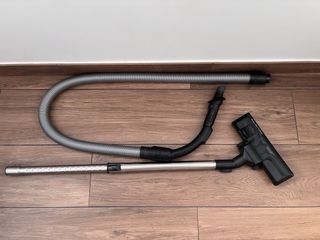 Aspiradora Rowenta Compact Power Cyclonic RO3753