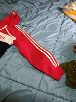 Sudadera Adidas Roja, Blanca y Azul