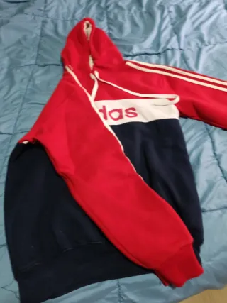 Sudadera Adidas Roja, Blanca y Azul