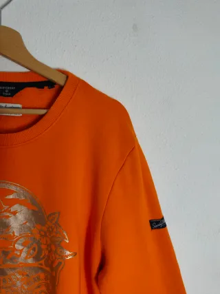 Sudadera Superdry Naranja Logo Dorado
