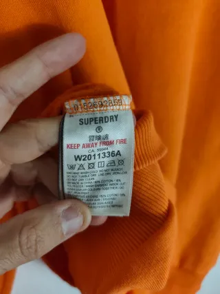 Sudadera Superdry Naranja Logo Dorado