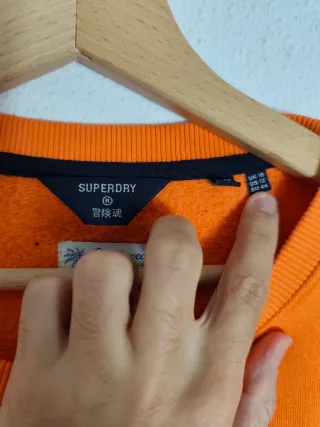 Sudadera Superdry Naranja Logo Dorado