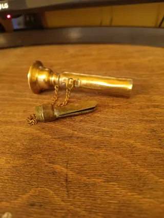 Corneta larga regimiento de Ontorio