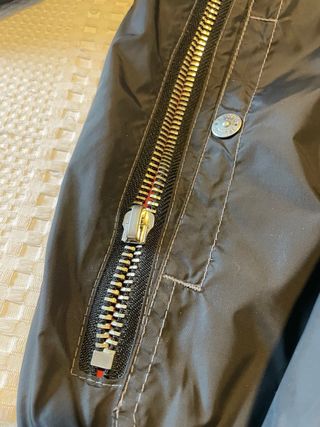 Chaqueta Bomber Stone Island Negra. Modelo vintage