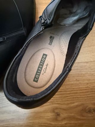 Zapatos Clarks negros casuales