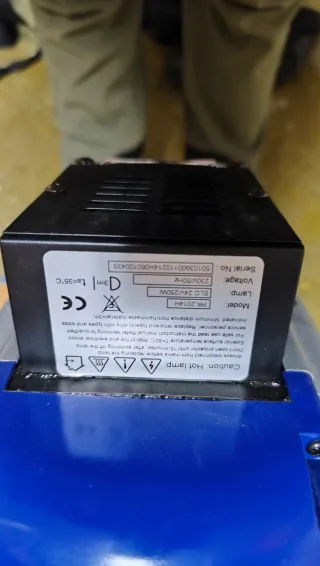 Foco multicolor para fiestas y escenarios