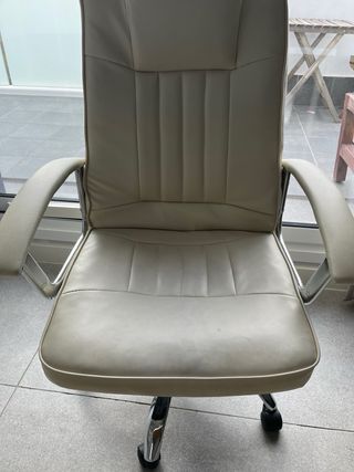 Mesa y Silla Oficina Ikea