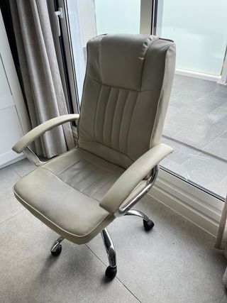 Mesa y Silla Oficina Ikea