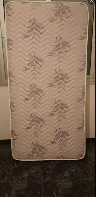 Somier de láminas con colchón