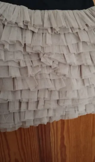 Vestido de fiesta tul negro y beige