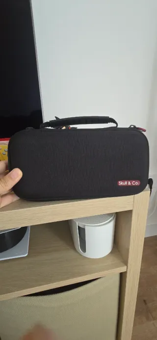 Nintendo Switch Lite Amarilla + extras