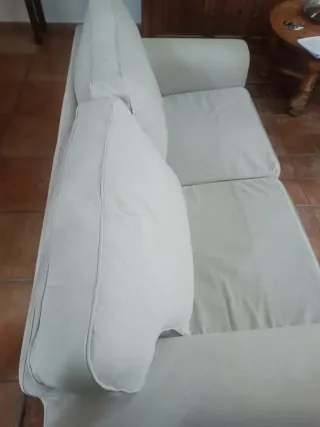 Sofá 2 plazas beige tela poco uso