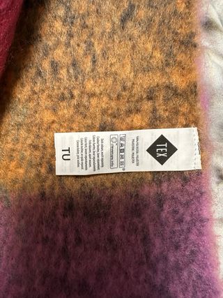 Bufanda/pañoleta esponjosa rosa y morada