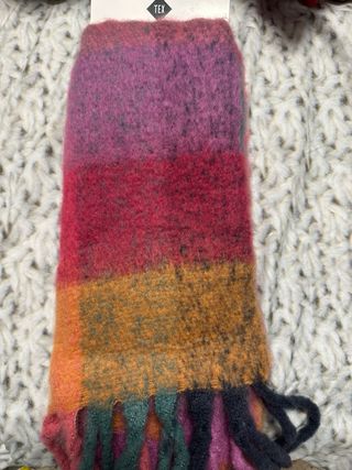 Bufanda/pañoleta esponjosa rosa y morada