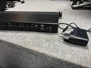 Tascam US-16x08 Interfaz de Audio