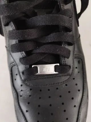 Nike Air Force 1 Talla 42 Negras