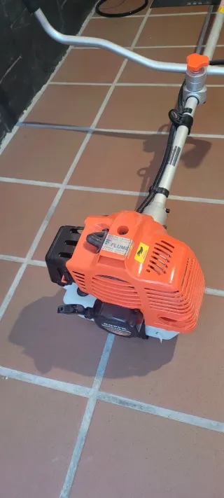 Desbrozadora de gasolina