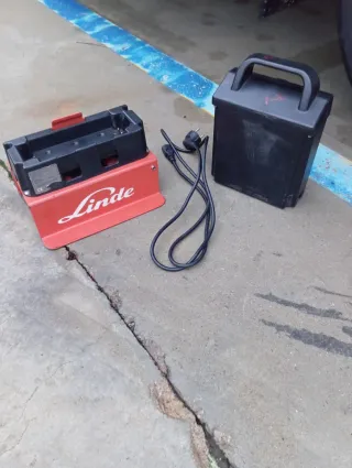 Transpaleta Eléctrica Linde MT12  con AVERIA Leer