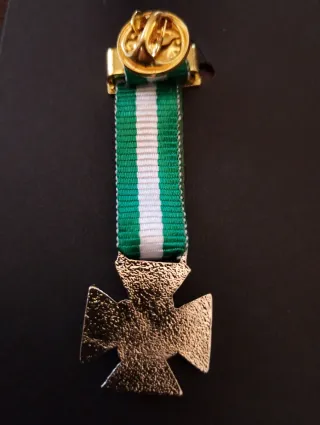 Medalla miniatura merito guardia civil 6x2cm